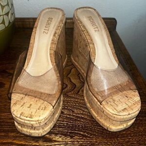 SCHUTZ dalle vinyl platform